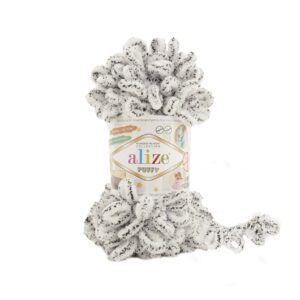 PUFFY-686- belo-crno